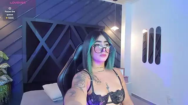 Alahia_Dangelo from StripChat