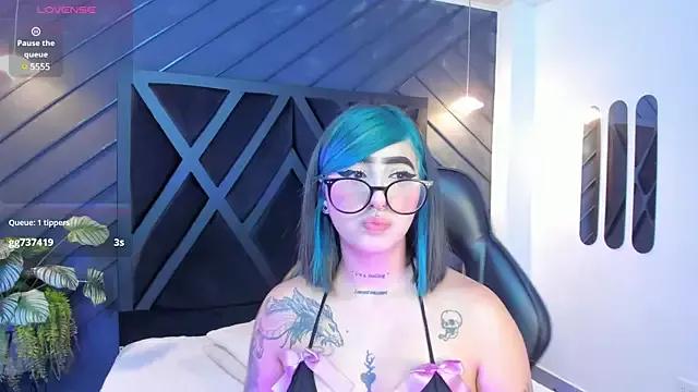 Alahia_Dangelo from StripChat