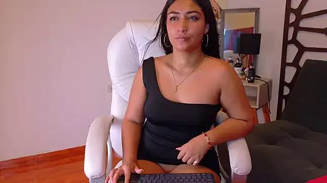 alahia_kim from StripChat