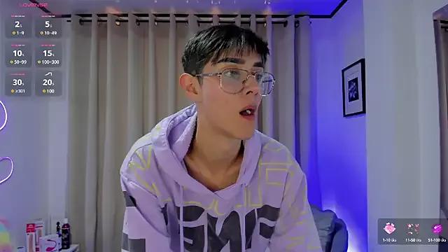 alahia_sweet from StripChat