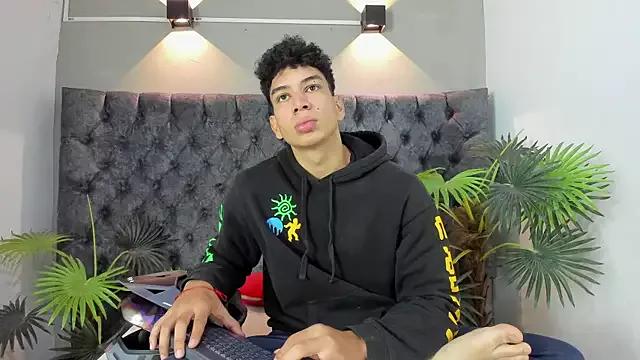 ALAN_REDINGER from StripChat