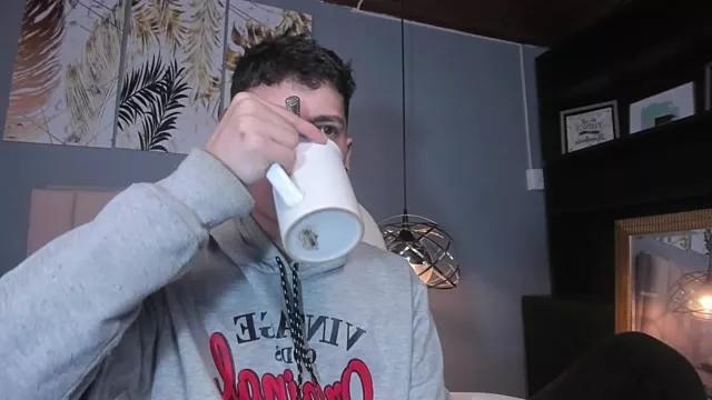 Alan_rosee from StripChat