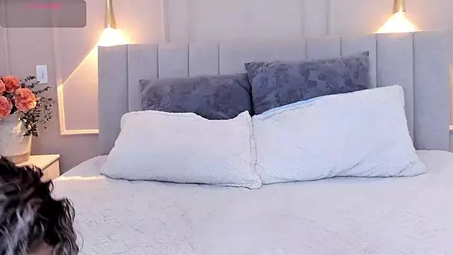 Alana__Milf from StripChat