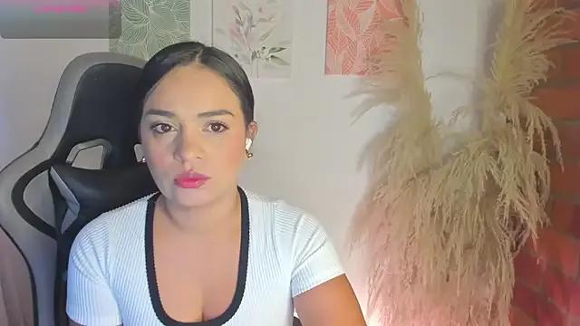 alana_dantes from StripChat is Freechat