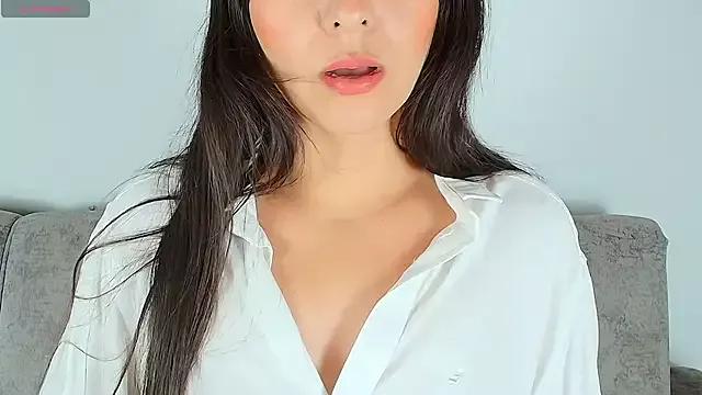 alana_pink95 from StripChat is Freechat