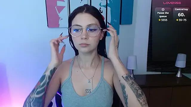 AlanaGarcia19 from StripChat
