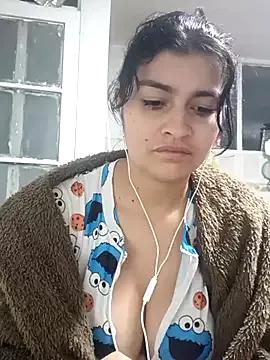 AlanaHotxx from StripChat