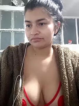 AlanaHotxx from StripChat