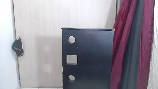 alanajonees22 from StripChat