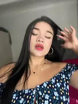 Alanasole from StripChat is Freechat