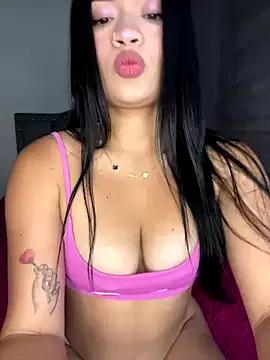 Alanasole from StripChat is Freechat