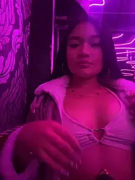 Alanasole from StripChat is Freechat