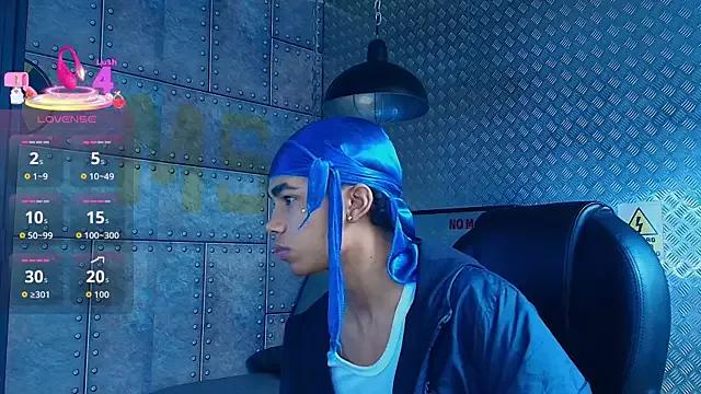 AlanCutee from StripChat