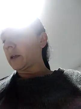 Alanna_11 from StripChat