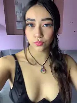 Alanna_Pink from StripChat is Freechat
