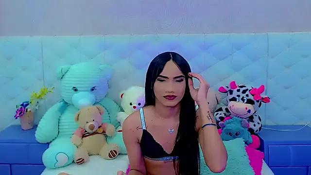 alanna_sofia from StripChat