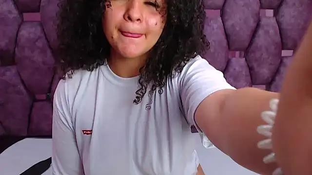 AlaSmith from StripChat