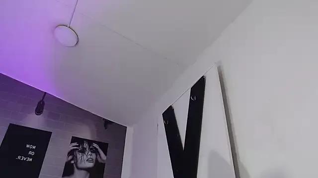 aleesha_cameron02 from StripChat