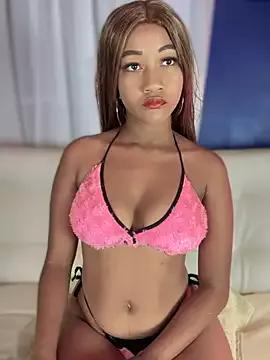 AleezaFrench from StripChat