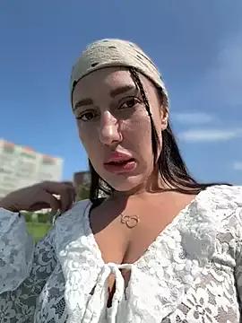 Explore our live girls sluts from our Custom and Multi clubs and checkout exclusive access to highly interactive content, such as shape, hair, titties, pussy type and many more.