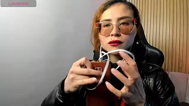 alessandra_shayk6 from StripChat is Freechat
