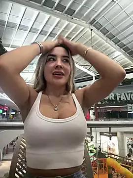 Alexa_seexy1 from StripChat is Freechat