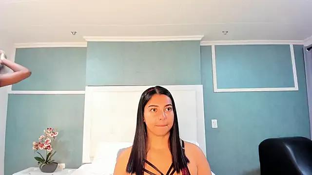 AlexaMillerr_ from StripChat is Freechat
