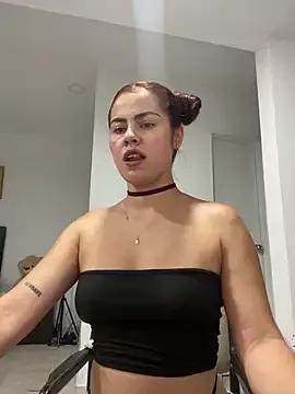 AlexaMysticz from StripChat is Freechat