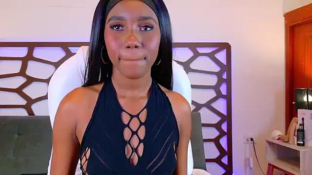 alexandra_crox from StripChat is Freechat