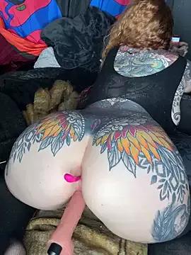 AlexandraWildd from StripChat is Freechat