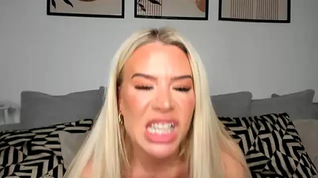 Alexia-Lee from StripChat is Freechat