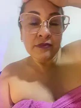 AlexxiaaMat from StripChat is Freechat