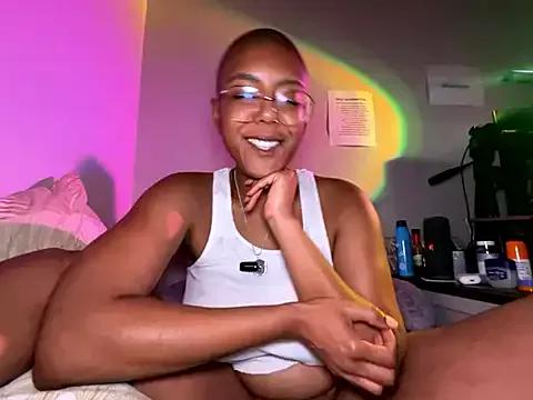 Photos of aliasyourfav from StripChat is Freechat
