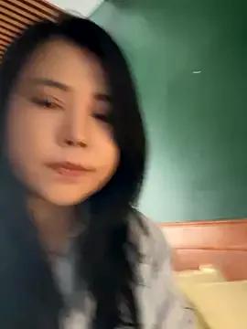 Alice9988 from StripChat is Freechat