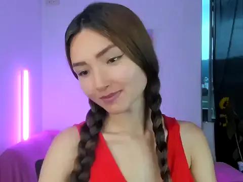 Explore our live girls sluts from our Custom and Multi clubs and checkout exclusive access to highly interactive content, such as shape, hair, titties, pussy type and many more.