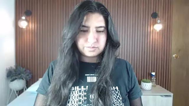 Explore our live girls sluts from our Custom and Multi clubs and checkout exclusive access to highly interactive content, such as shape, hair, titties, pussy type and many more.