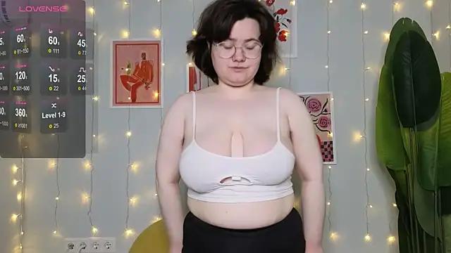 Explore our live girls sluts from our Custom and Multi clubs and checkout exclusive access to highly interactive content, such as shape, hair, titties, pussy type and many more.