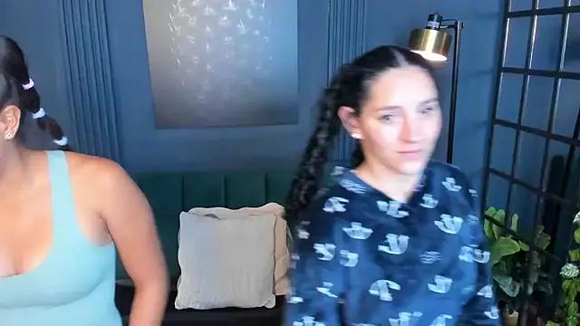 Explore our live girls sluts from our Custom and Multi clubs and checkout exclusive access to highly interactive content, such as shape, hair, titties, pussy type and many more.
