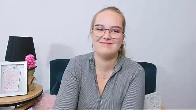 AliceCrazy69 from StripChat is Freechat