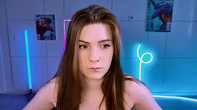 AliceCUNTach from StripChat is Freechat
