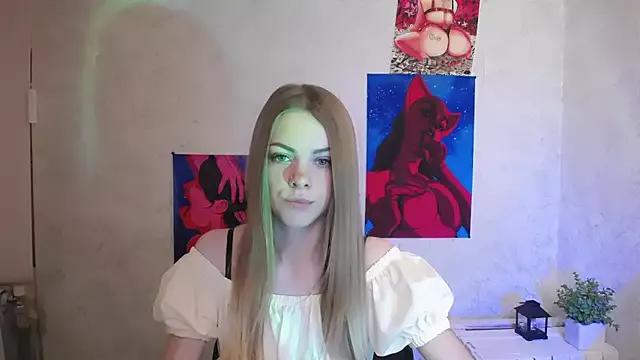 Explore our live girls sluts from our Custom and Multi clubs and checkout exclusive access to highly interactive content, such as shape, hair, titties, pussy type and many more.