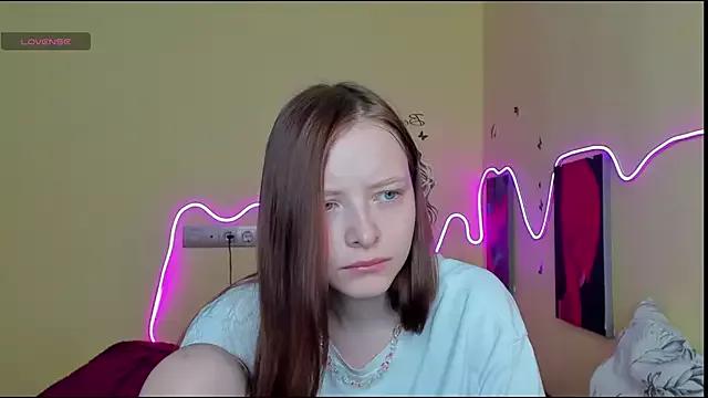 Explore our live girls sluts from our Custom and Multi clubs and checkout exclusive access to highly interactive content, such as shape, hair, titties, pussy type and many more.