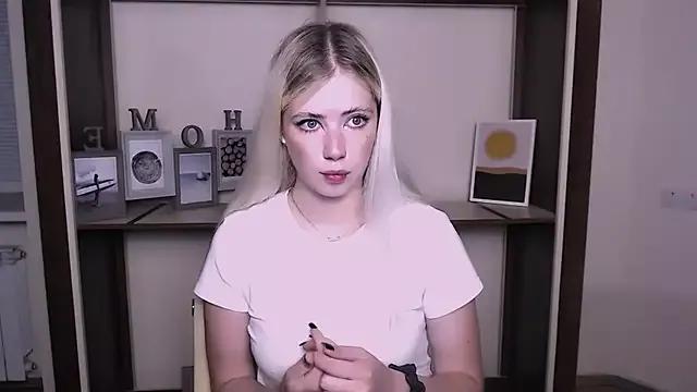 AliceHotty_ from StripChat is Freechat