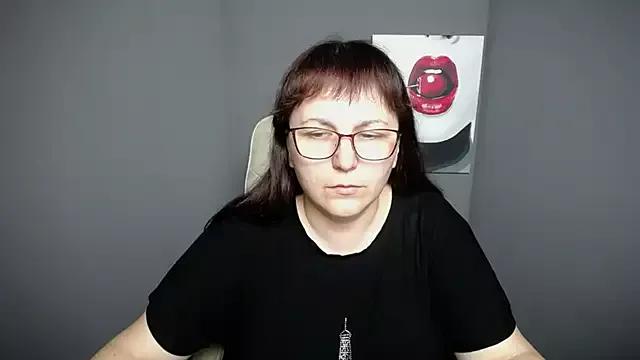 Explore our live girls sluts from our Custom and Multi clubs and checkout exclusive access to highly interactive content, such as shape, hair, titties, pussy type and many more.
