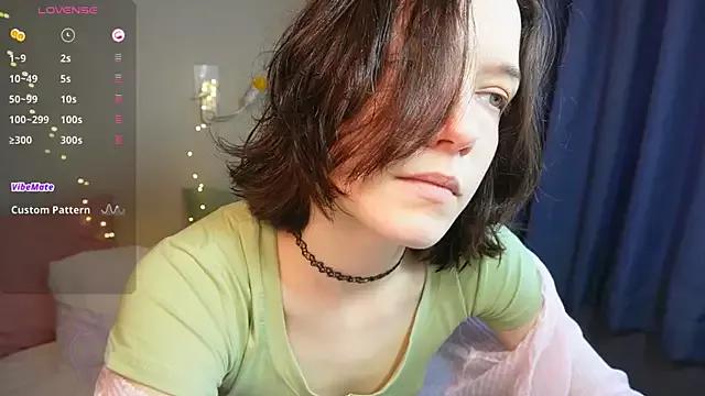 Explore our live girls sluts from our Custom and Multi clubs and checkout exclusive access to highly interactive content, such as shape, hair, titties, pussy type and many more.