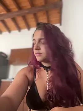 Explore our live girls sluts from our Custom and Multi clubs and checkout exclusive access to highly interactive content, such as shape, hair, titties, pussy type and many more.