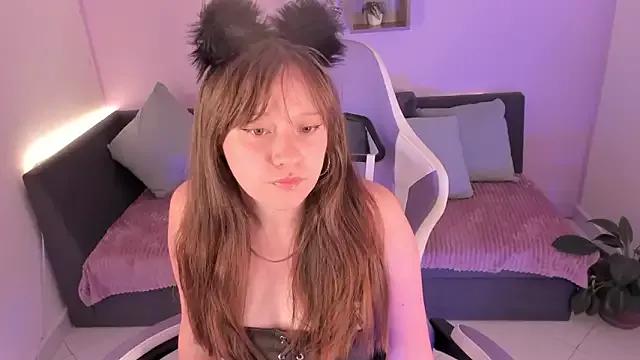 Explore our live girls sluts from our Custom and Multi clubs and checkout exclusive access to highly interactive content, such as shape, hair, titties, pussy type and many more.