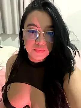Aliciawhitee from StripChat is Freechat