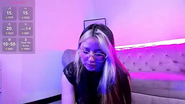 Aliice_Blond from StripChat