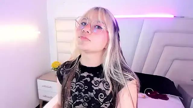 Aliice_Blond from StripChat